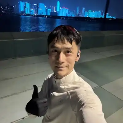 董昊